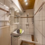 Einblick ins Badezimmer_Wohnung Kirschenblüte